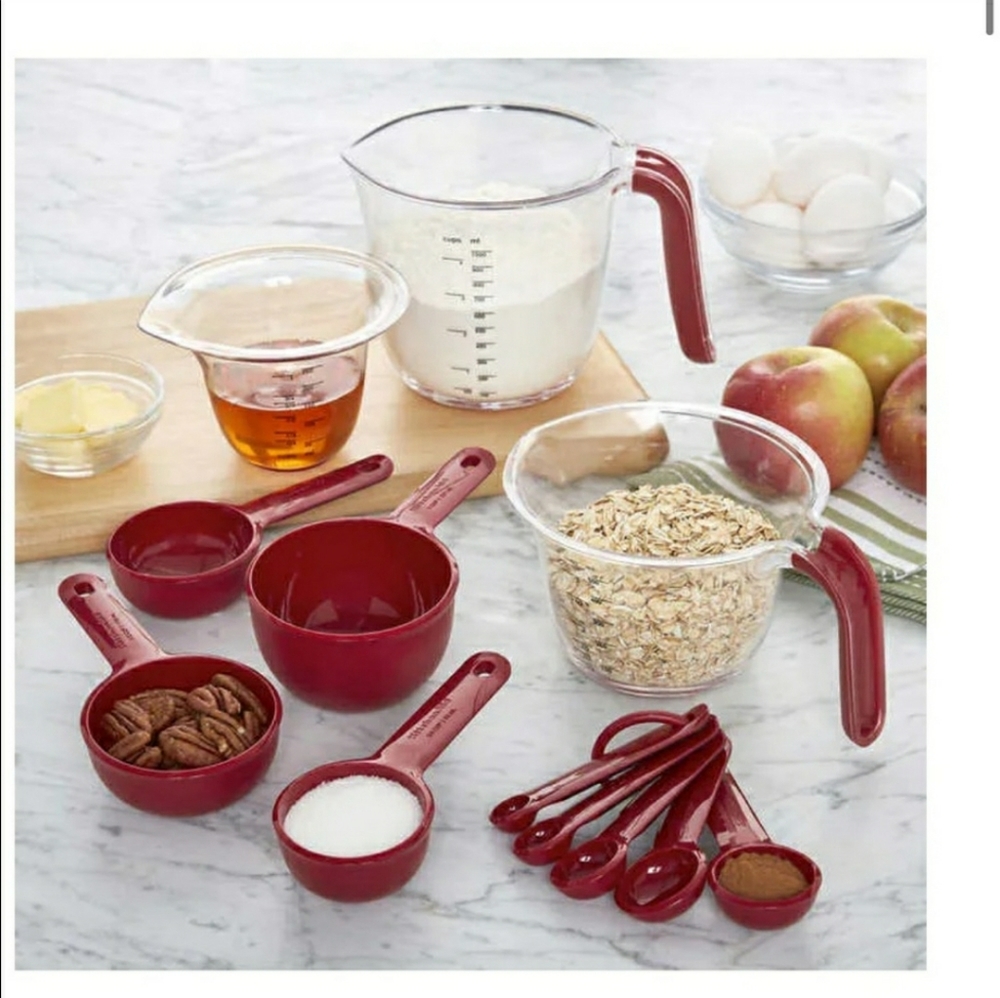 Kitchen aid  12piece measuring cup and spoon set